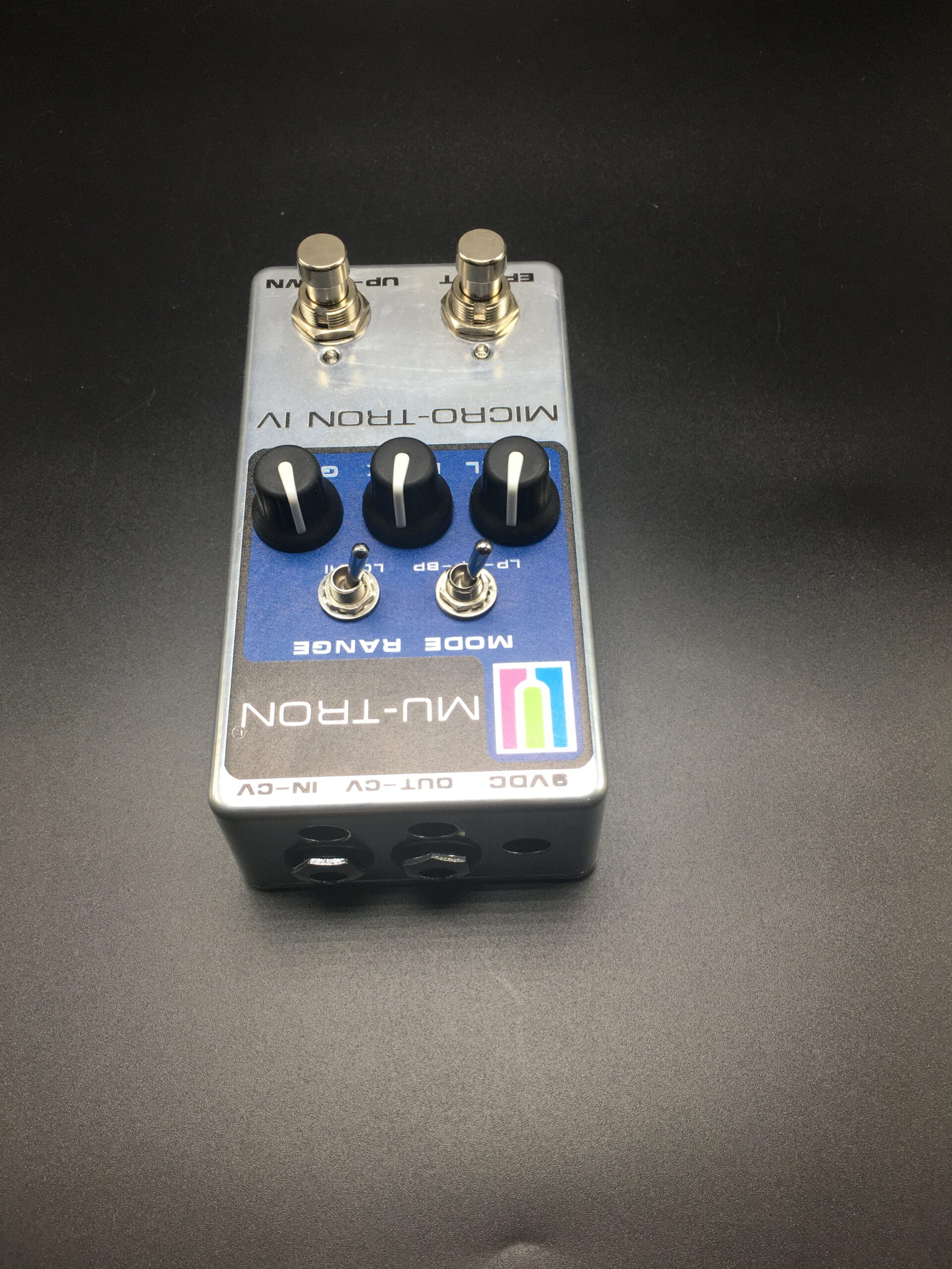 Micro-Tron IV Vintage Silver One off case raw - Image 3