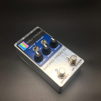 Micro-Tron IV Vintage Silver One off case raw